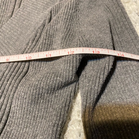 Gray Ribbed Women's Sweater - Picture 5 of 6